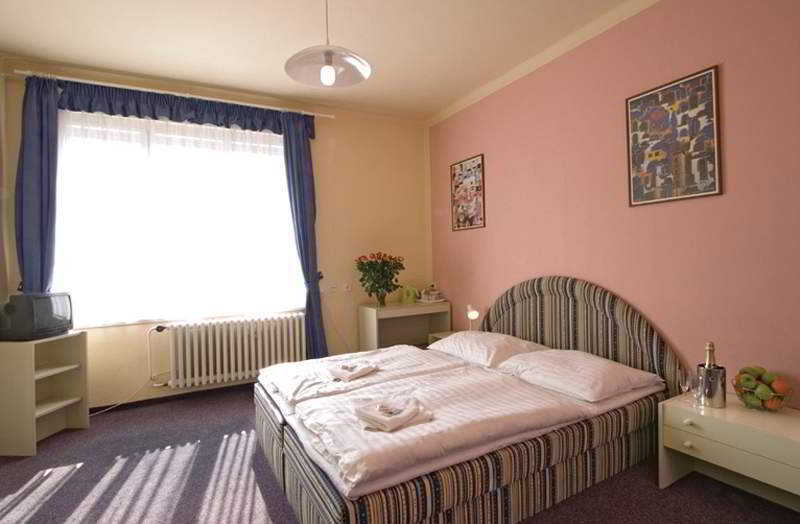 Hotel Stirka Prag Værelse billede